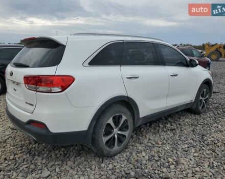 Киа Соренто 2016 в Черкассах на Automoto.ua Белый Киа Соренто, объемом двигателя 2 л и пробегом 137 тыс. км за 2200 $, фото 2 на Automoto.ua
