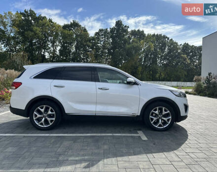 Білий Кіа Соренто, об'ємом двигуна 2.2 л та пробігом 205 тис. км за 22900 $, фото 6 на Automoto.ua