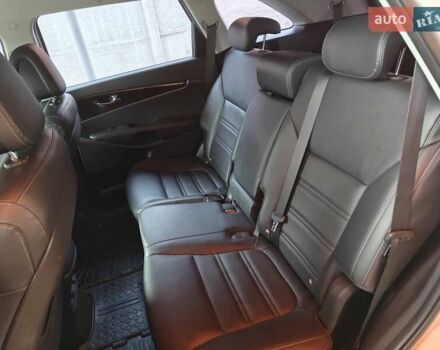 Білий Кіа Соренто, об'ємом двигуна 2.2 л та пробігом 130 тис. км за 24000 $, фото 27 на Automoto.ua