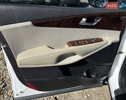 Білий Кіа Соренто, об'ємом двигуна 3.34 л та пробігом 179 тис. км за 14777 $, фото 21 на Automoto.ua