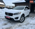 Белый Киа Соренто, объемом двигателя 2.4 л и пробегом 182 тыс. км за 13499 $, фото 1 на Automoto.ua