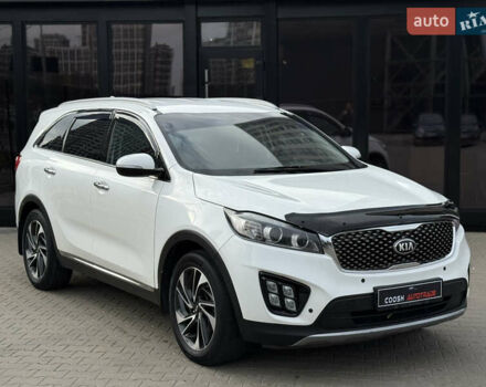 Белый Киа Соренто, объемом двигателя 2 л и пробегом 246 тыс. км за 17300 $, фото 2 на Automoto.ua