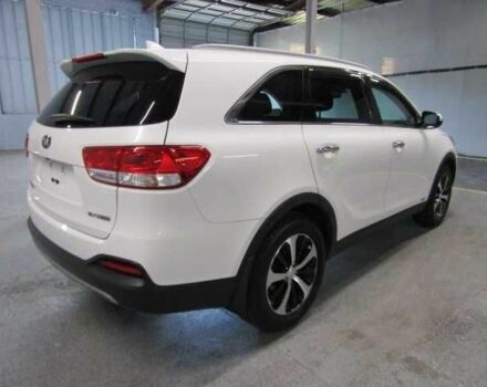 Білий Кіа Соренто, об'ємом двигуна 2 л та пробігом 172 тис. км за 15300 $, фото 3 на Automoto.ua