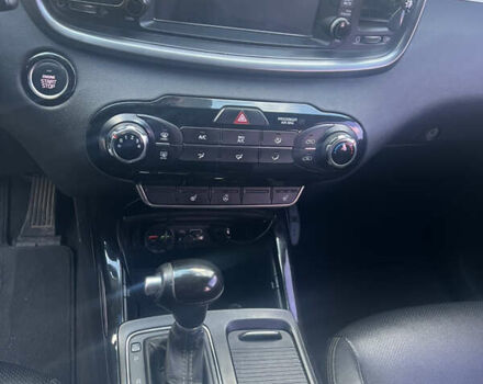 Белый Киа Соренто, объемом двигателя 2 л и пробегом 190 тыс. км за 20500 $, фото 14 на Automoto.ua