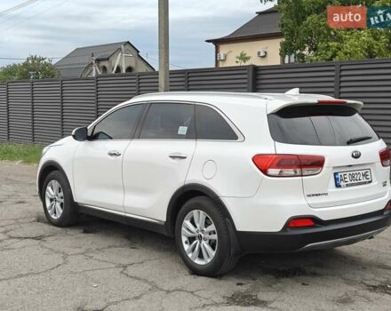 Білий Кіа Соренто, об'ємом двигуна 2.2 л та пробігом 130 тис. км за 24000 $, фото 11 на Automoto.ua