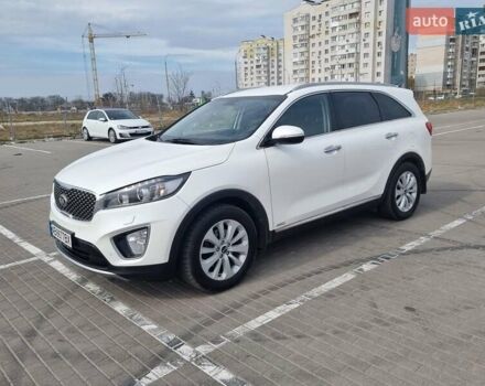Белый Киа Соренто, объемом двигателя 2.2 л и пробегом 145 тыс. км за 25000 $, фото 2 на Automoto.ua
