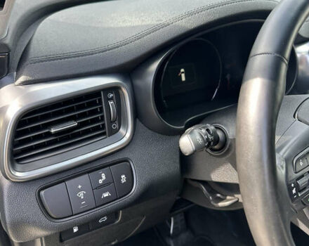 Білий Кіа Соренто, об'ємом двигуна 2.2 л та пробігом 205 тис. км за 22900 $, фото 31 на Automoto.ua