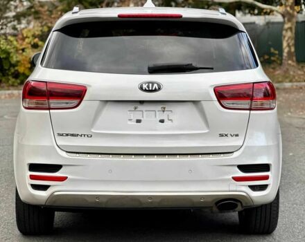 Білий Кіа Соренто, об'ємом двигуна 3.3 л та пробігом 75 тис. км за 6000 $, фото 5 на Automoto.ua