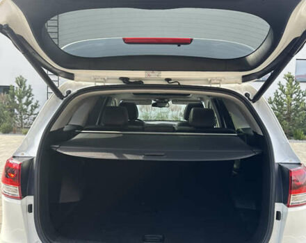 Білий Кіа Соренто, об'ємом двигуна 2.2 л та пробігом 205 тис. км за 22900 $, фото 29 на Automoto.ua