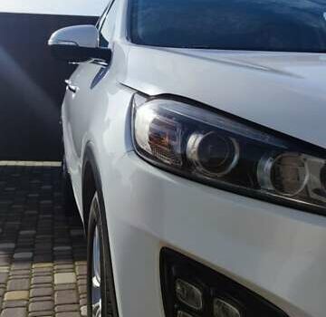 Білий Кіа Соренто, об'ємом двигуна 2.4 л та пробігом 126 тис. км за 17900 $, фото 30 на Automoto.ua