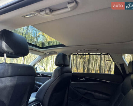 Белый Киа Соренто, объемом двигателя 2.2 л и пробегом 183 тыс. км за 23600 $, фото 62 на Automoto.ua
