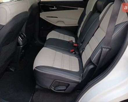 Белый Киа Соренто, объемом двигателя 2.2 л и пробегом 213 тыс. км за 21999 $, фото 62 на Automoto.ua