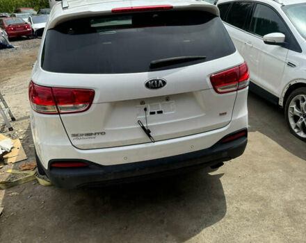 Киа Соренто 2016 в Киеве на Automoto.ua Белый Киа Соренто, объемом двигателя 2.36 л и пробегом 118 тыс. км за 16700 $, фото 20 на Automoto.ua