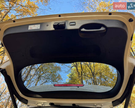 Белый Киа Соренто, объемом двигателя 2.2 л и пробегом 183 тыс. км за 23600 $, фото 85 на Automoto.ua