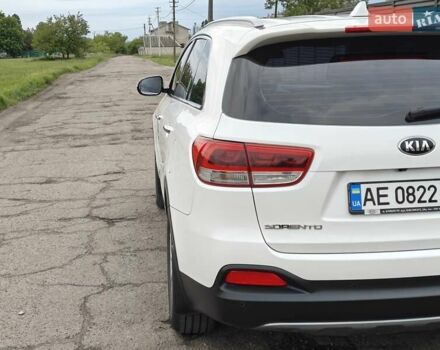 Білий Кіа Соренто, об'ємом двигуна 2.2 л та пробігом 130 тис. км за 24000 $, фото 7 на Automoto.ua