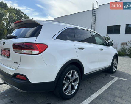 Білий Кіа Соренто, об'ємом двигуна 2.2 л та пробігом 205 тис. км за 22900 $, фото 13 на Automoto.ua