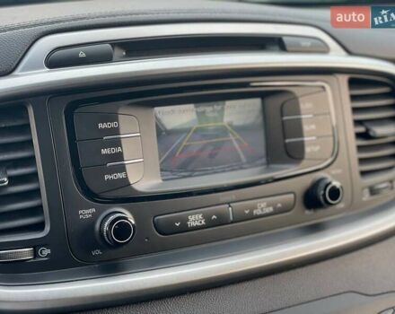 Белый Киа Соренто, объемом двигателя 2.36 л и пробегом 165 тыс. км за 16300 $, фото 17 на Automoto.ua