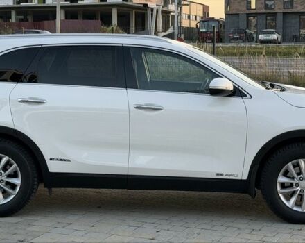 Белый Киа Соренто, объемом двигателя 3.3 л и пробегом 83 тыс. км за 14700 $, фото 4 на Automoto.ua