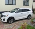 Белый Киа Соренто, объемом двигателя 0 л и пробегом 60 тыс. км за 22000 $, фото 1 на Automoto.ua
