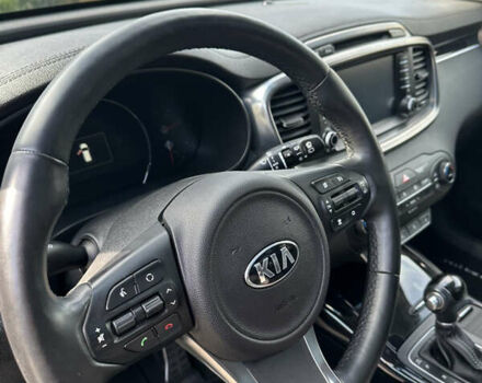 Білий Кіа Соренто, об'ємом двигуна 2.2 л та пробігом 205 тис. км за 22900 $, фото 32 на Automoto.ua