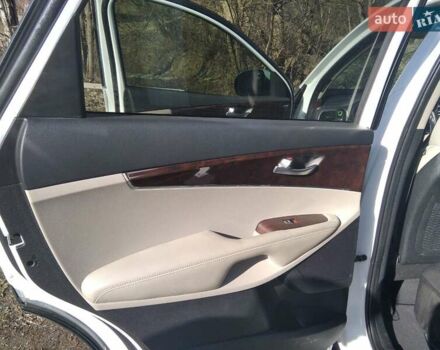 Білий Кіа Соренто, об'ємом двигуна 3.34 л та пробігом 166 тис. км за 18000 $, фото 6 на Automoto.ua