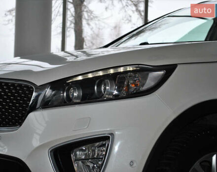 Белый Киа Соренто, объемом двигателя 2.2 л и пробегом 139 тыс. км за 23900 $, фото 11 на Automoto.ua
