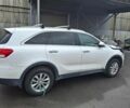 Білий Кіа Соренто, об'ємом двигуна 2.4 л та пробігом 118 тис. км за 16700 $, фото 10 на Automoto.ua