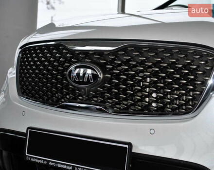 Белый Киа Соренто, объемом двигателя 2.2 л и пробегом 139 тыс. км за 23900 $, фото 8 на Automoto.ua
