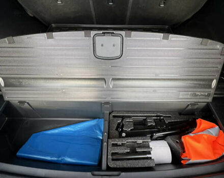 Кіа Соренто 2016 у Києві на Automoto.ua Білий Кіа Соренто, об'ємом двигуна 2 л та пробігом 75 тис. км за 20000 $, фото 24 на Automoto.ua