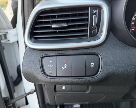 Белый Киа Соренто, объемом двигателя 3.3 л и пробегом 83 тыс. км за 14700 $, фото 23 на Automoto.ua