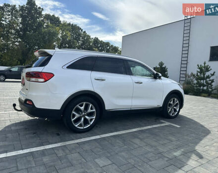 Білий Кіа Соренто, об'ємом двигуна 2.2 л та пробігом 205 тис. км за 22900 $, фото 5 на Automoto.ua