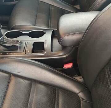 Білий Кіа Соренто, об'ємом двигуна 2.4 л та пробігом 126 тис. км за 17900 $, фото 27 на Automoto.ua