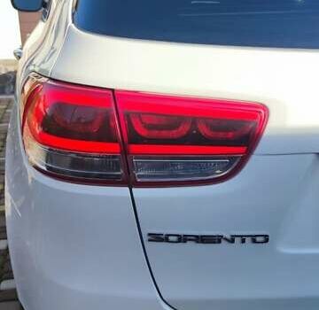 Білий Кіа Соренто, об'ємом двигуна 2.4 л та пробігом 126 тис. км за 17900 $, фото 18 на Automoto.ua