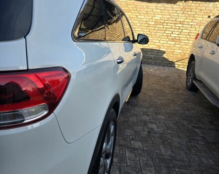 Белый Киа Соренто, объемом двигателя 0 л и пробегом 183 тыс. км за 23719 $, фото 2 на Automoto.ua