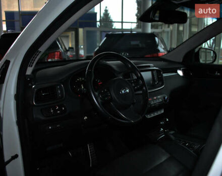 Белый Киа Соренто, объемом двигателя 2.2 л и пробегом 139 тыс. км за 23900 $, фото 22 на Automoto.ua