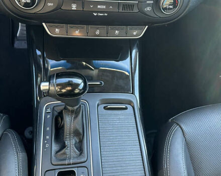 Белый Киа Соренто, объемом двигателя 2.2 л и пробегом 206 тыс. км за 22500 $, фото 28 на Automoto.ua