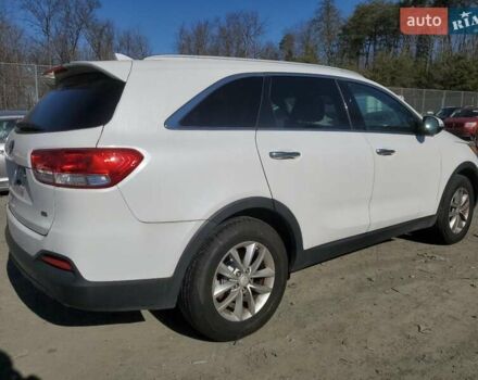 Белый Киа Соренто, объемом двигателя 2.4 л и пробегом 142 тыс. км за 2100 $, фото 2 на Automoto.ua