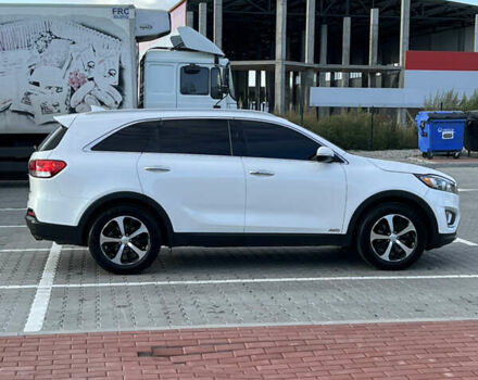 Кіа Соренто 2016 у Києві на Automoto.ua Білий Кіа Соренто, об'ємом двигуна 2 л та пробігом 75 тис. км за 20000 $, фото 10 на Automoto.ua
