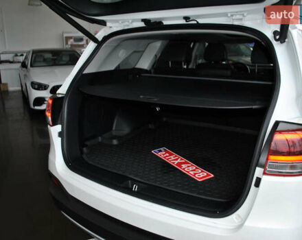 Белый Киа Соренто, объемом двигателя 2.2 л и пробегом 139 тыс. км за 23900 $, фото 43 на Automoto.ua