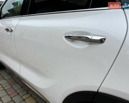Белый Киа Соренто, объемом двигателя 2.2 л и пробегом 207 тыс. км за 22350 $, фото 15 на Automoto.ua