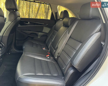 Белый Киа Соренто, объемом двигателя 2.2 л и пробегом 183 тыс. км за 23600 $, фото 59 на Automoto.ua