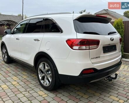 Белый Киа Соренто, объемом двигателя 2.2 л и пробегом 207 тыс. км за 22350 $, фото 7 на Automoto.ua