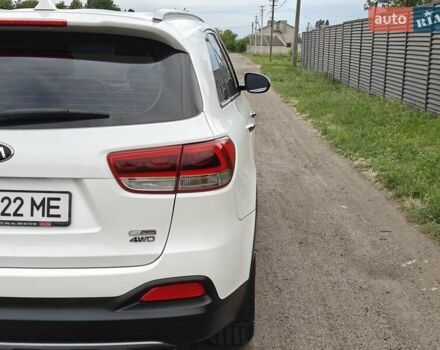 Білий Кіа Соренто, об'ємом двигуна 2.2 л та пробігом 130 тис. км за 25500 $, фото 9 на Automoto.ua