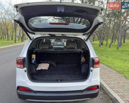 Білий Кіа Соренто, об'ємом двигуна 2.2 л та пробігом 115 тис. км за 25500 $, фото 13 на Automoto.ua