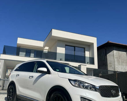 Белый Киа Соренто, объемом двигателя 2.2 л и пробегом 165 тыс. км за 21000 $, фото 2 на Automoto.ua