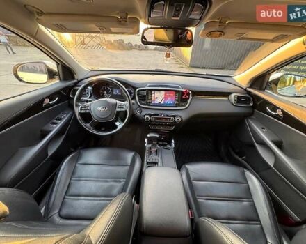 Белый Киа Соренто, объемом двигателя 2 л и пробегом 155 тыс. км за 23200 $, фото 10 на Automoto.ua