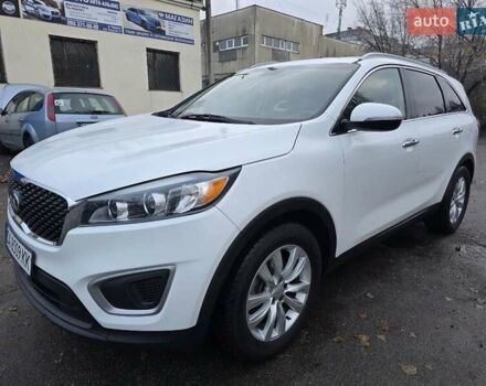 Білий Кіа Соренто, об'ємом двигуна 2.36 л та пробігом 67 тис. км за 14900 $, фото 5 на Automoto.ua