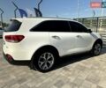 Киа Соренто 2017 в Ровно на Automoto.ua Белый Киа Соренто, объемом двигателя 2.2 л и пробегом 84 тыс. км за 26200 $, фото 2 на Automoto.ua