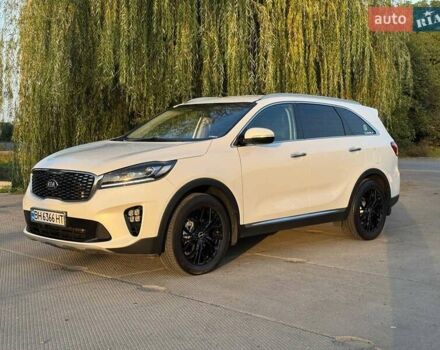 Белый Киа Соренто, объемом двигателя 2 л и пробегом 155 тыс. км за 23200 $, фото 6 на Automoto.ua