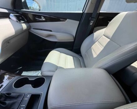 Белый Киа Соренто, объемом двигателя 2 л и пробегом 79 тыс. км за 8000 $, фото 8 на Automoto.ua